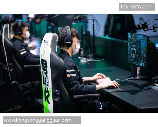 赛后分析：V5与RNG对决中的战术布局与执行探讨