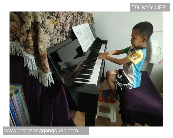 古铁雷斯的传奇人生与音乐之路:从小镇少年到国际巨星的蜕变故事 古铁雷斯的传奇人生与音乐之路:从小镇少年到国际巨星的蜕变故事