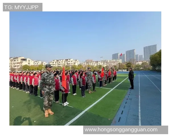 史鸿飞的传奇人生与奋斗历程揭示了时代变迁中的个人成长与坚韧不拔的精神