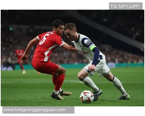 阿尔克马与芬洛激战在即谁能在这场较量中胜出