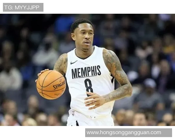 马尚布鲁克斯:从NBA到CBA的传奇旅程与篮球梦想的坚持 马尚布鲁克斯:从NBA到CBA的传奇旅程与篮球梦想的坚持