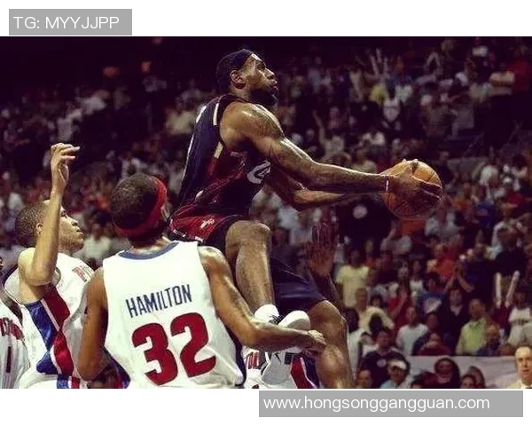 安东尼与詹姆斯精彩对决集锦回顾篮球传奇对抗的巅峰时刻