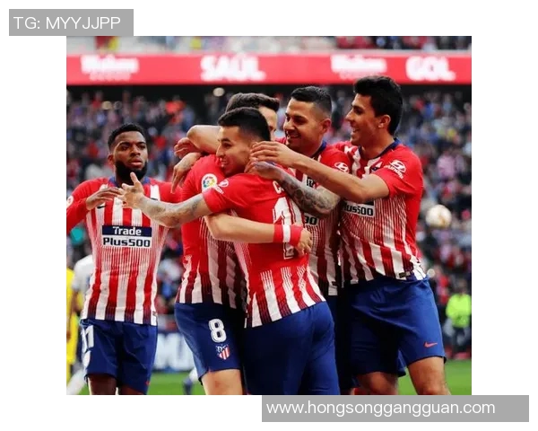 西甲巅峰对决巴塞罗那迎战马德里竞技激情碰撞引发球迷热议 西甲巅峰对决巴塞罗那迎战马德里竞技激情碰撞引发球迷热议