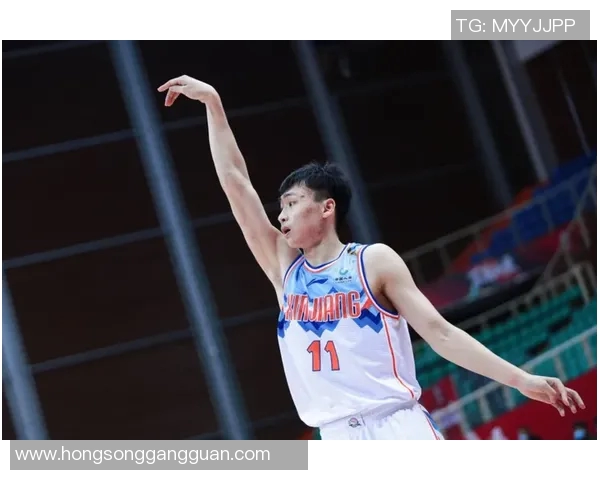 齐麟：从青涩少年到篮球新星的成长之路与未来展望