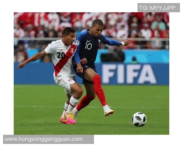 21日法国队迎战秘鲁队期待精彩对决与激烈竞争 21日法国队迎战秘鲁队期待精彩对决与激烈竞争