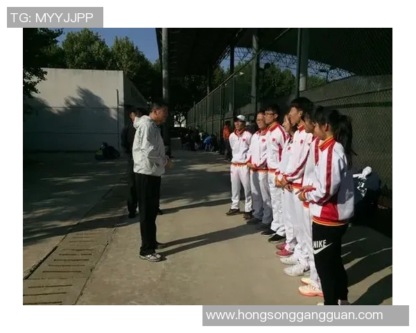 上海网球队逆袭之路的真实记录与奋斗精神展现 上海网球队逆袭之路的真实记录与奋斗精神展现